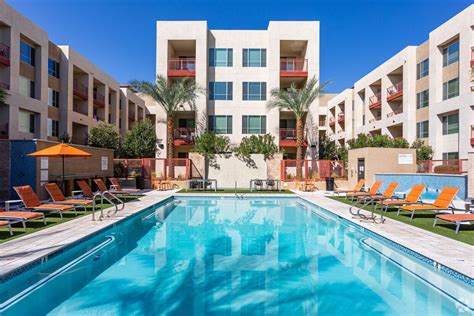 What is the average rent of a 1 bedroom apartment in Phoenix, AZ The average rent for a one bedroom apartment in Phoenix, AZ is 1,301 per month. . Apartment rent phoenix